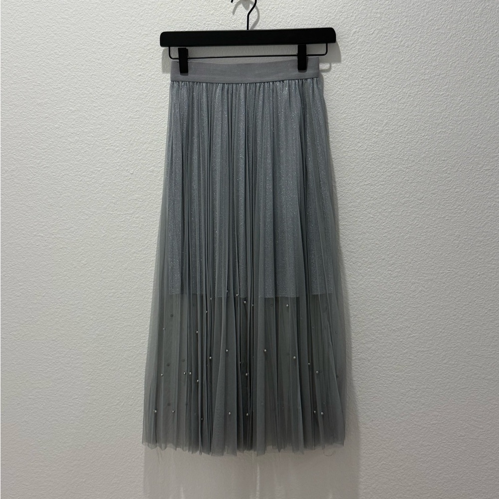 Elegant Gray Tulle Skirt